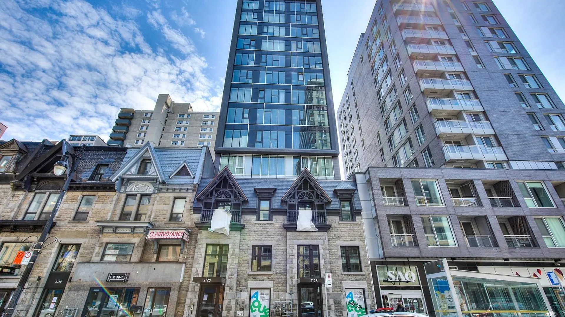 Appartement 2Br+Gym For Vip Corporate & Students Downtown Mtl à Montréal