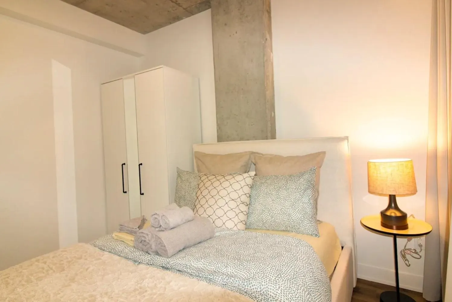 2Br+Gym For Vip Corporate & Students Downtown Mtl Apartment Montreal