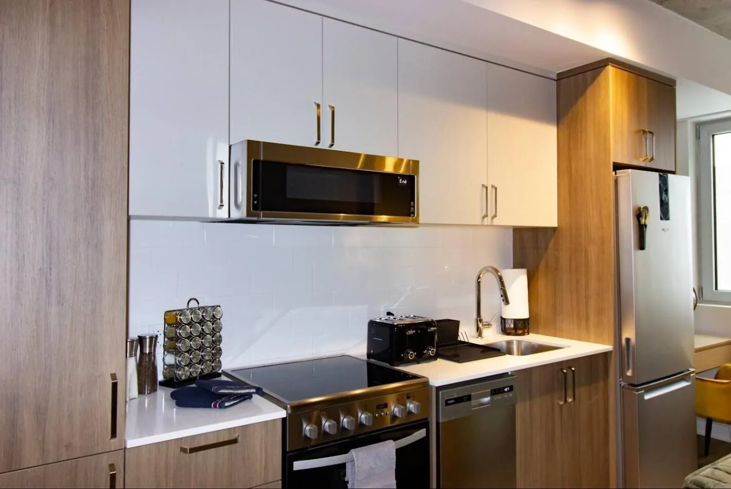2Br+Gym For Vip Corporate & Students Downtown Mtl Apartment Montreal Canada