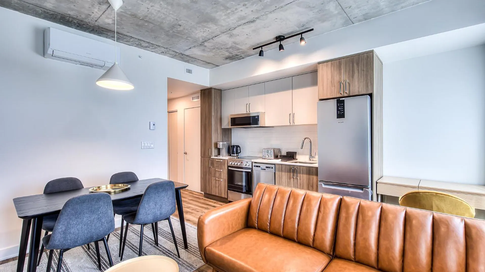 2Br+Gym For Vip Corporate & Students Downtown Mtl Apartment Montreal 0*,