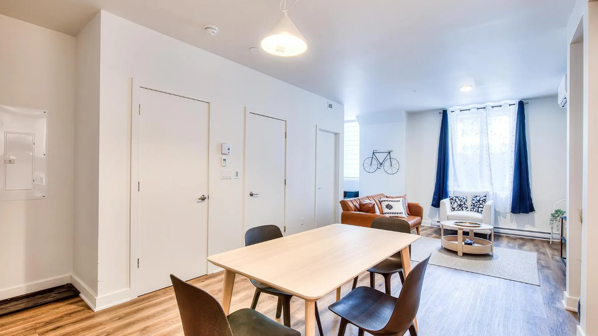 2Br+Gym For Vip Corporate & Students Downtown Mtl Apartment Montreal Canada