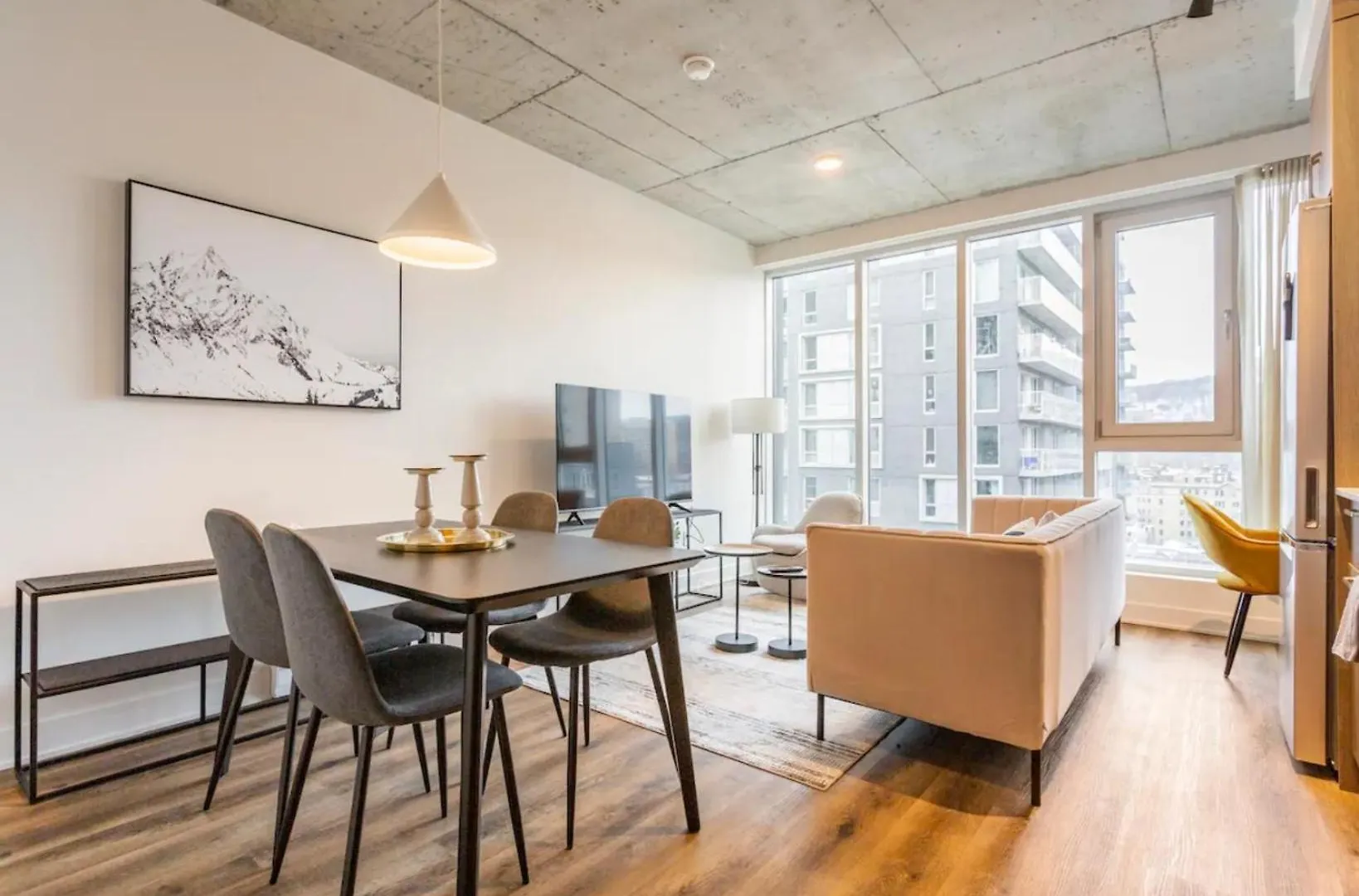2Br+Gym For Vip Corporate & Students Downtown Mtl Apartment Montreal