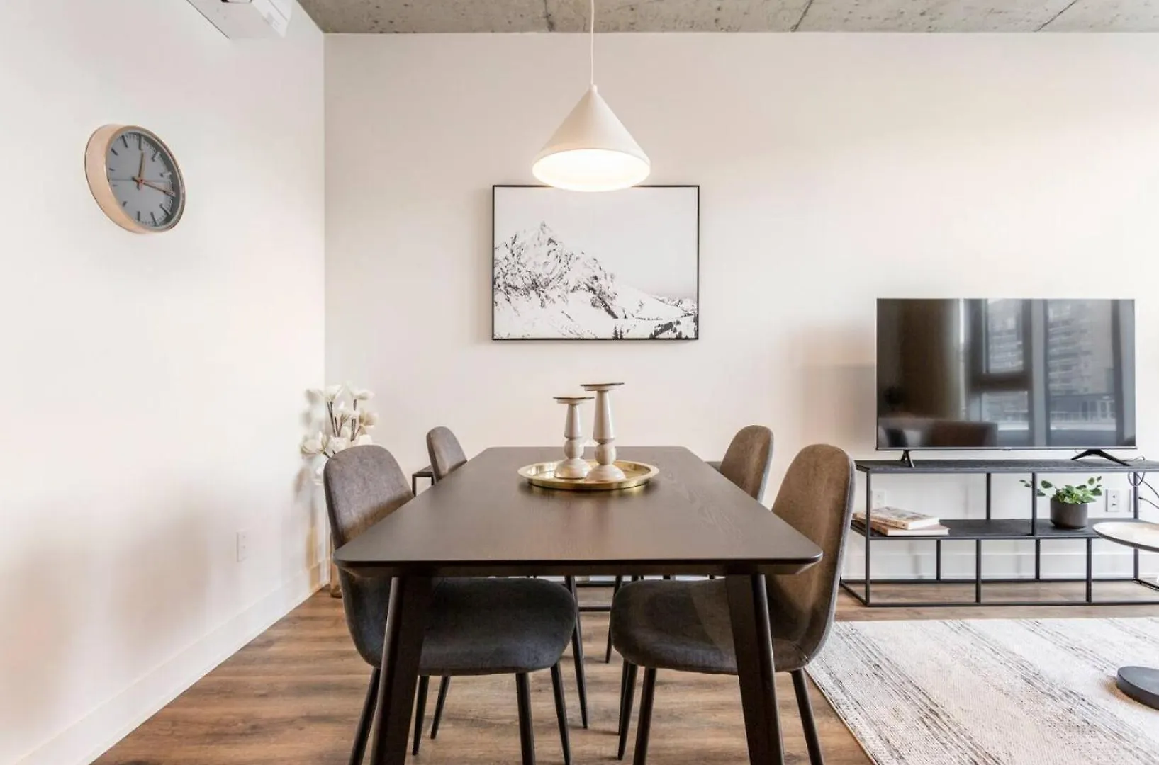2Br+Gym For Vip Corporate & Students Downtown Mtl Apartment Montreal